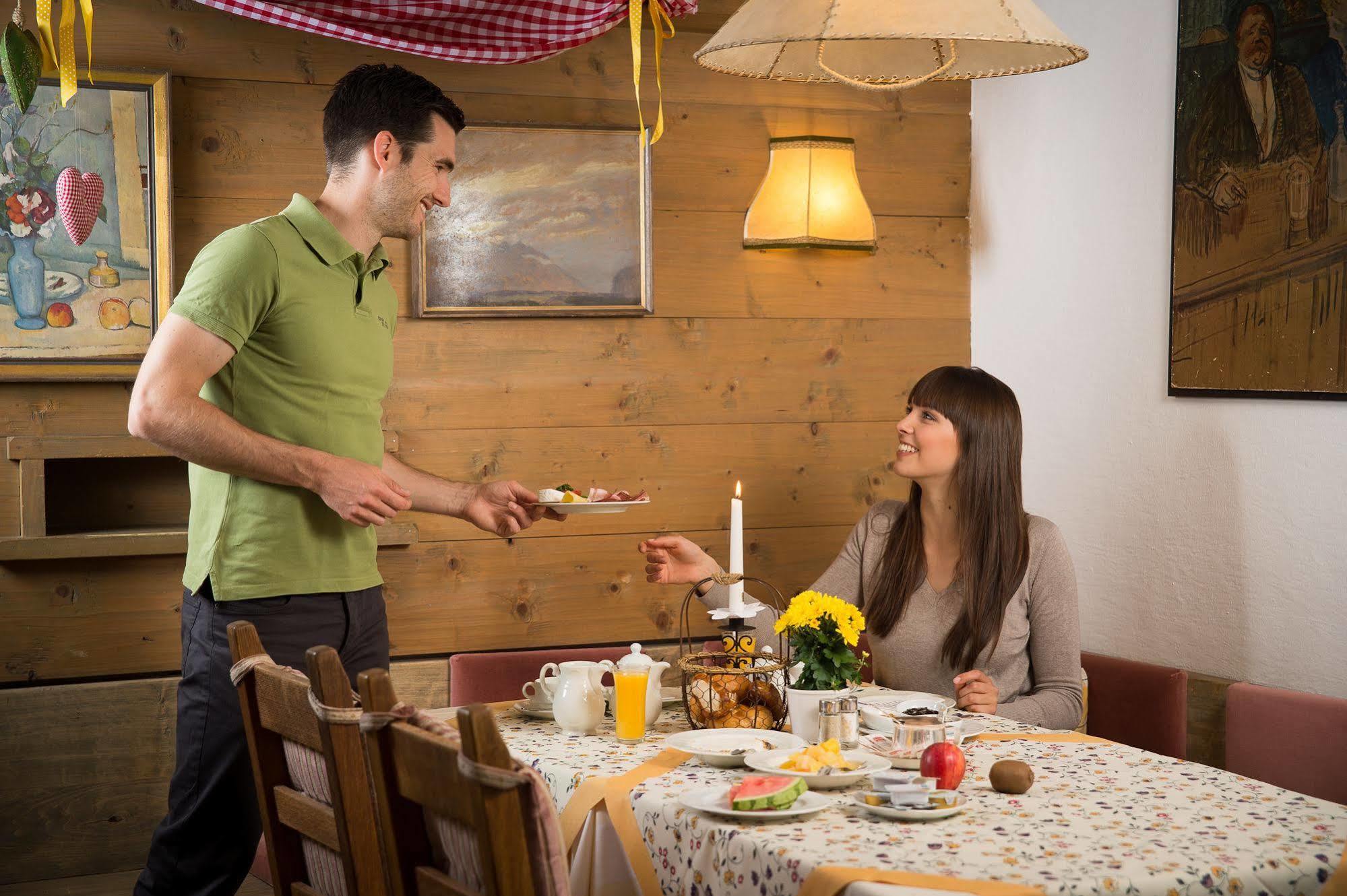 Haus Stefanie - Adults Only Hotel Зеефелд в Тирол Екстериор снимка